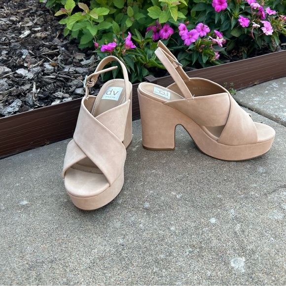 Dolce Vita Nude Suede Platform Sandals - Picture 1 of 8